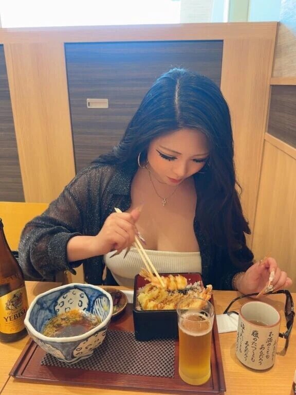 休日のえりかです🫧