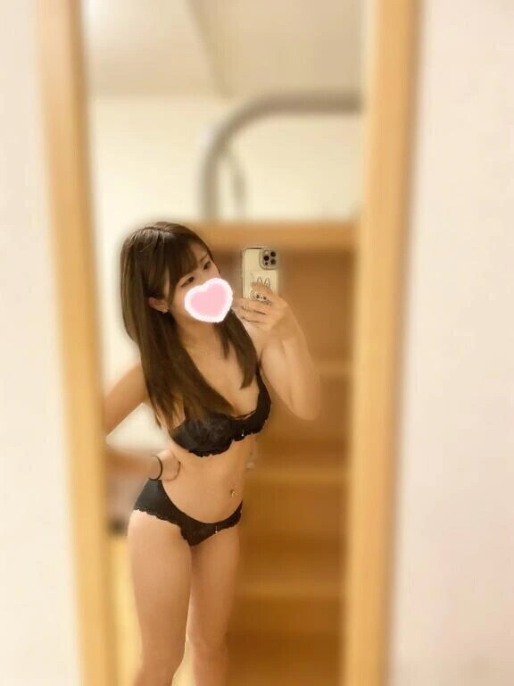 朝勃ちフ⚪︎ら👅