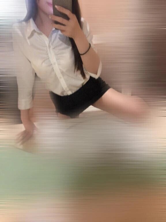 後ろから攻められると…