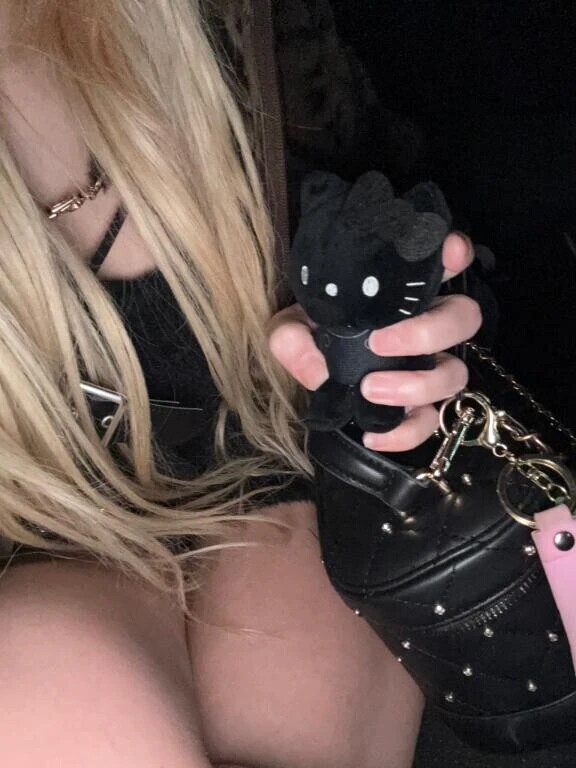 喉奥イラマで大はしゃぎっ笑😹(お礼🥰)