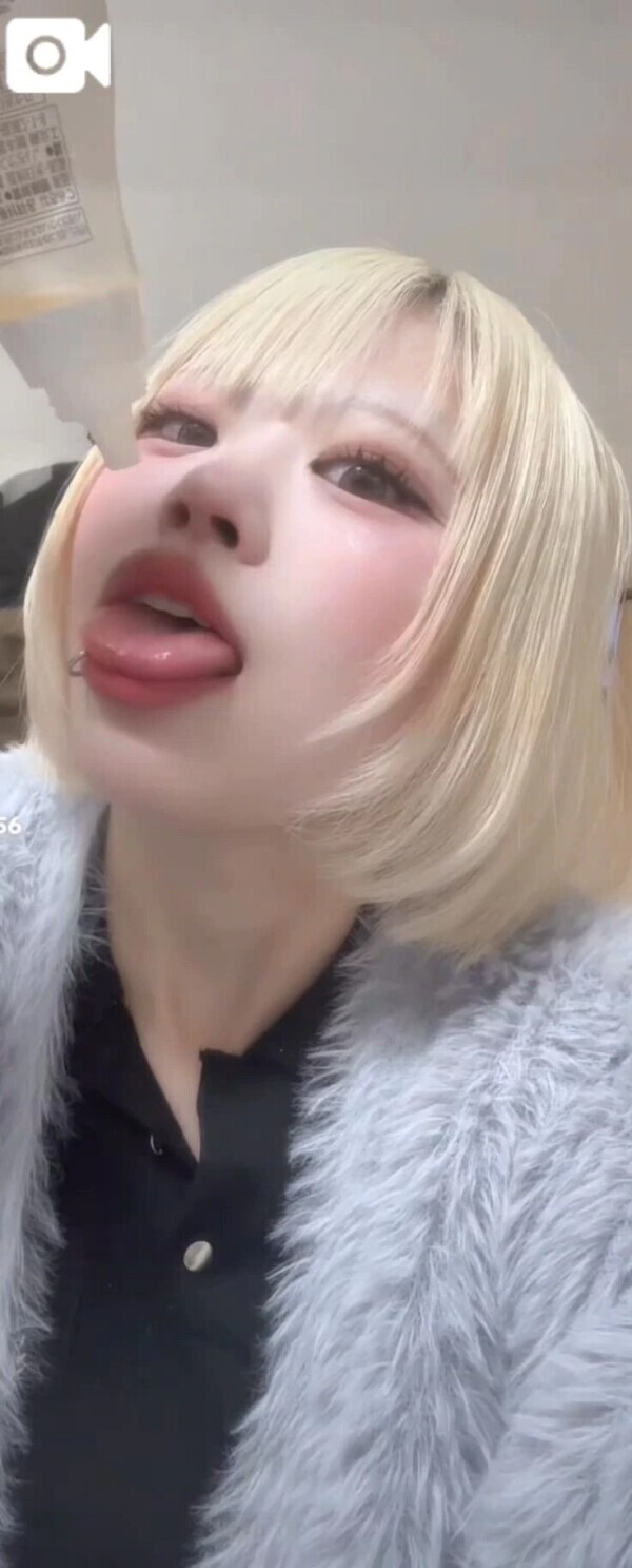 ハチミツ食べてるよーん🤤笑笑