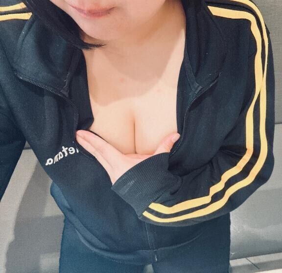 今日から新しいコスチューム?