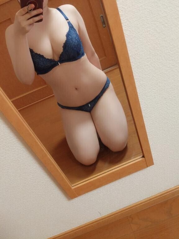 触れ合って…?
