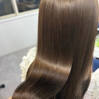曇りなのに……