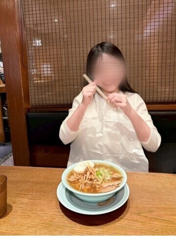 信じられないくらい狭いドトールに来てしまった