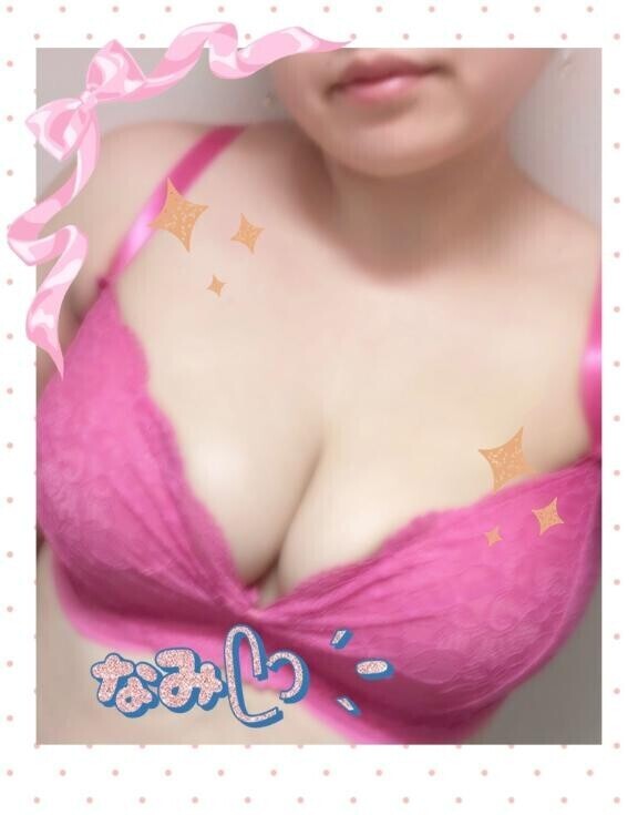 ありがとーᥫᩣ  ̖́-