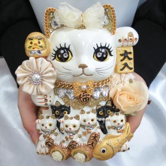 招き猫の日だニャー