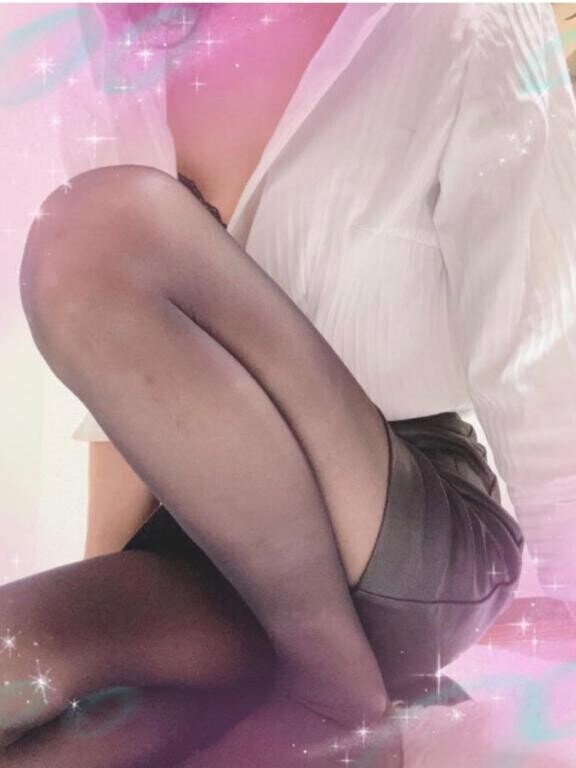 明日、出勤します