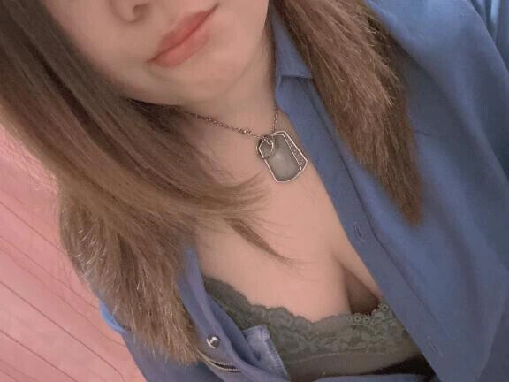 \(ᯅ̈ )/‬