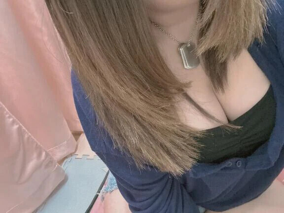 \(ᯅ̈ )/‬