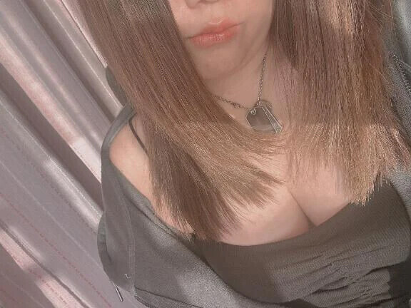\(ᯅ̈ )/‬
