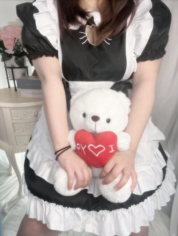 御奉仕メイドちゃん