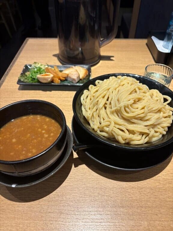 明日に備えて、なるはもう寝ます…😴💗