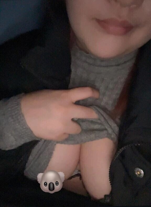 キョロキョロ👀