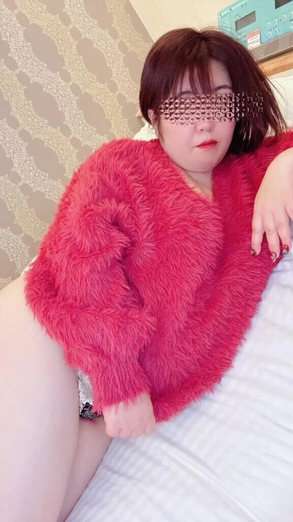 明日も10時からエッチエチ🌸