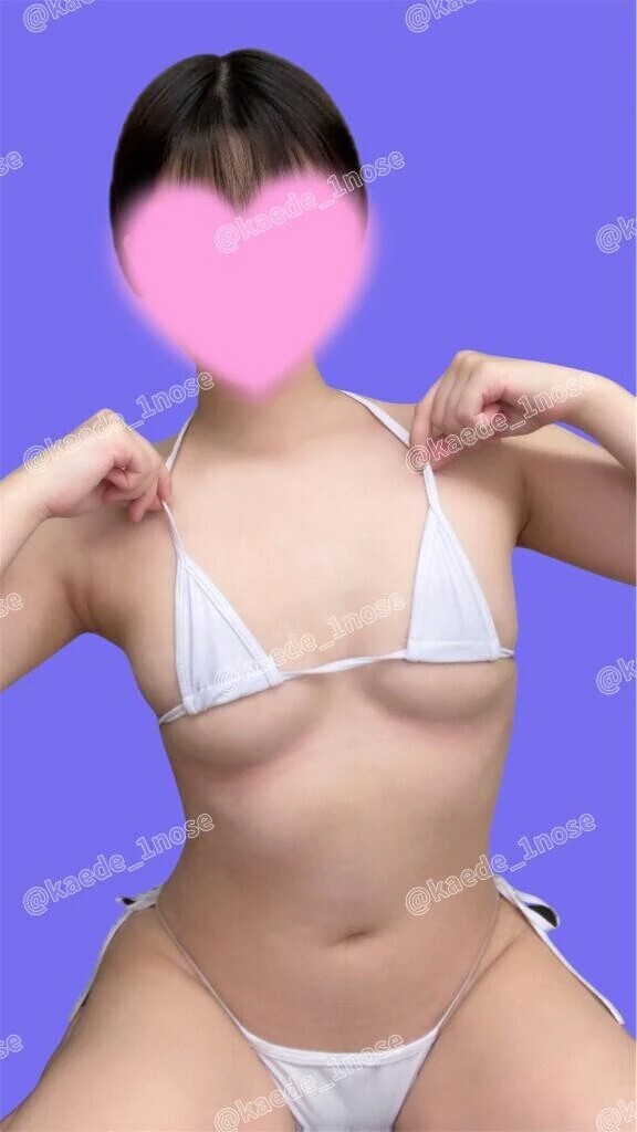 🔞マイクロビキニ姿で