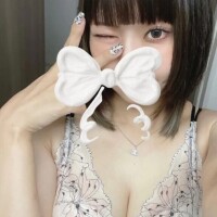 瀬々奈あやみ