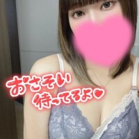 瀬々奈あやみ
