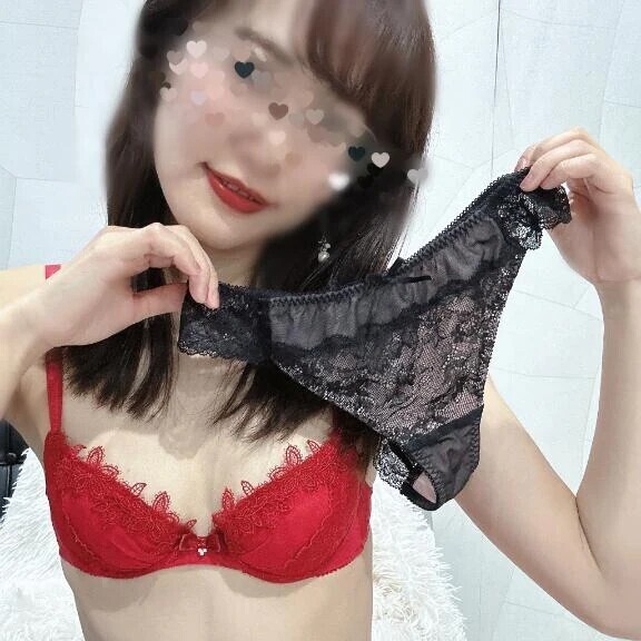 🌷赤？黒？どっちの私が好き？