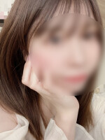 本日入店初日♪期待の大型新人のゆいちゃん♪