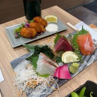 うひょー