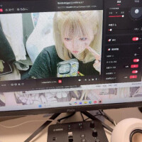 今日も顔出し