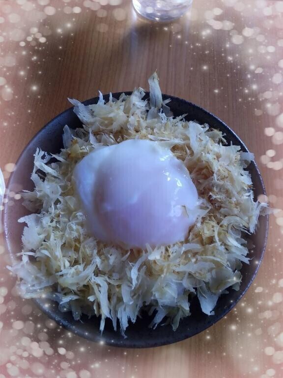 (๑´ڡ`๑)