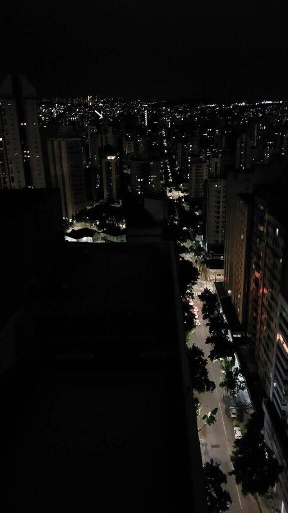 バイクや車の形