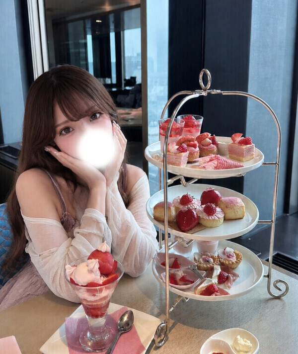 スーツ姿っていつもより興奮しちゃうよね💕