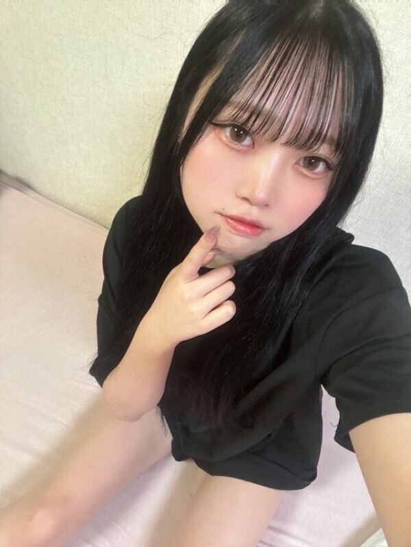 おもちゃ責めでヨダレもアソコもぐちょぐちょ