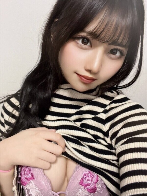 実は裏アカ女子です💬💕