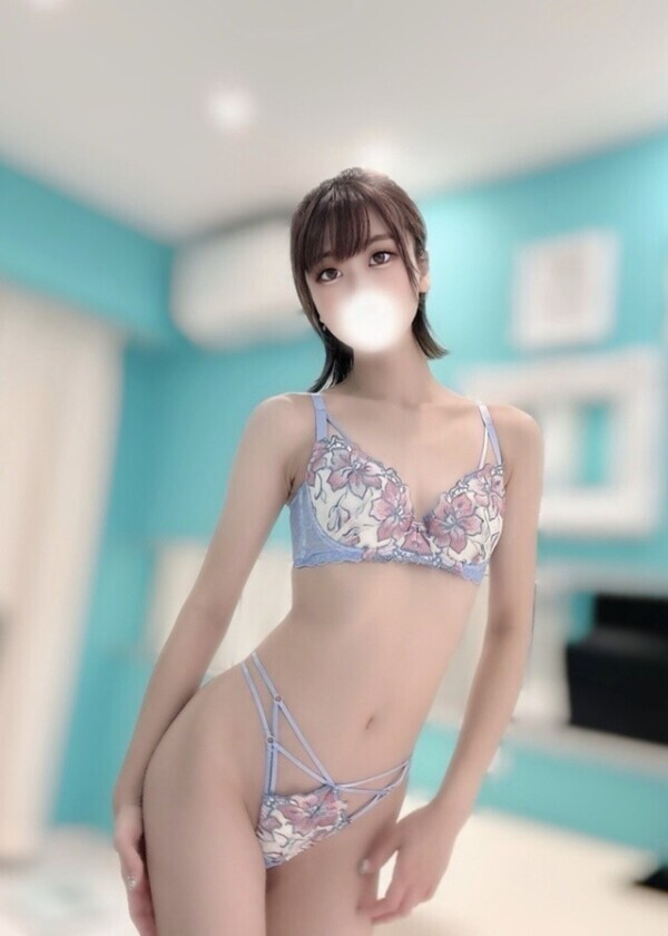 🔞一見清楚に見えるけど、実はエ♡チ大好きでドスケベ‎🤍