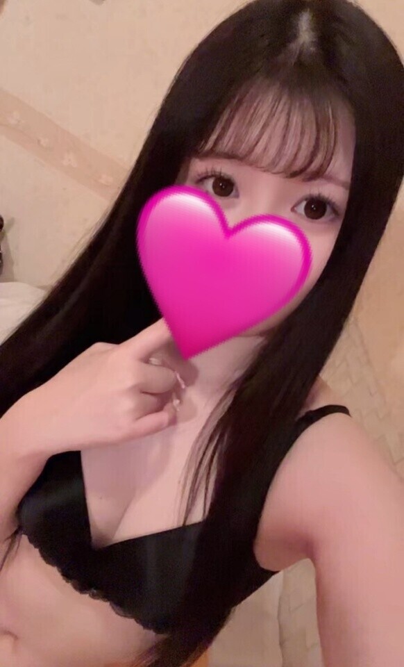 今まで日記間違ってた🥲もえ出勤してる🥲