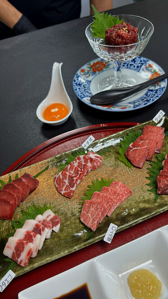 明日10:00〜2:00.•♥