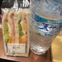 由利【ゆり】