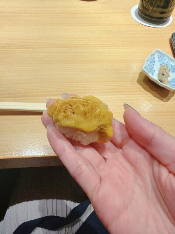 お待ちくださいませ、、、?