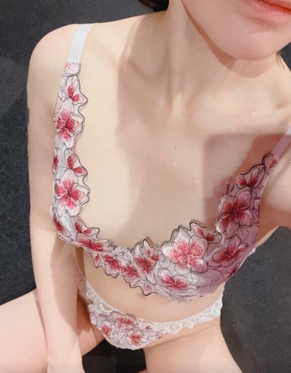 歳、、？?