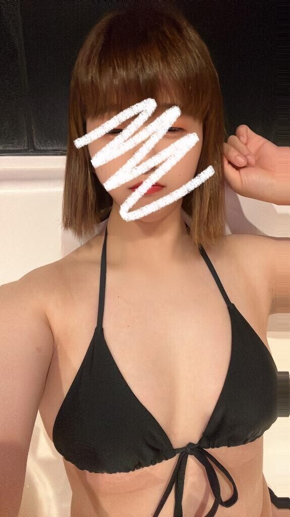 今ならモエナと遊べるよー??