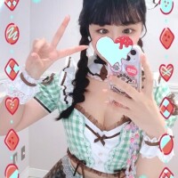 モモ