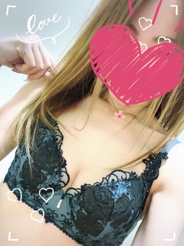 ３月