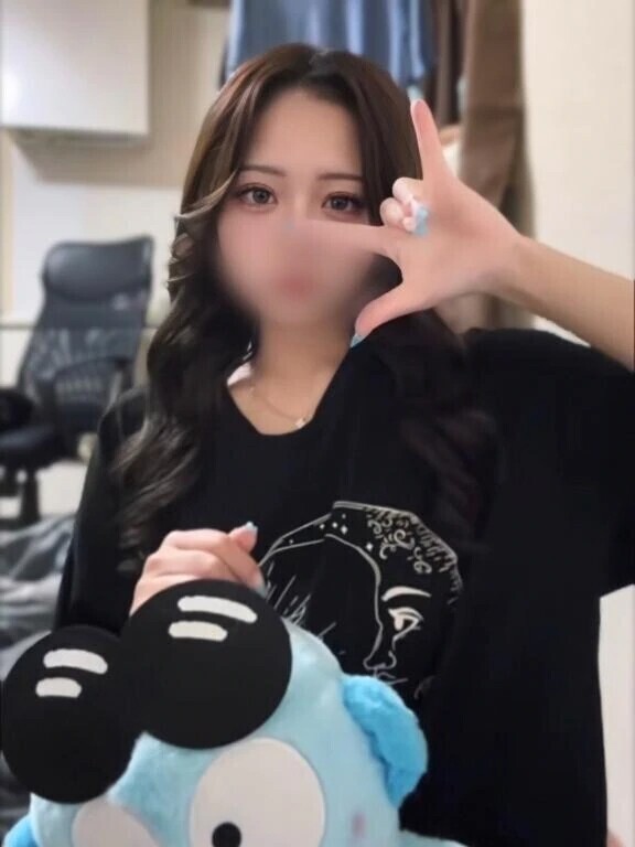 凝視しちゃう♡♡