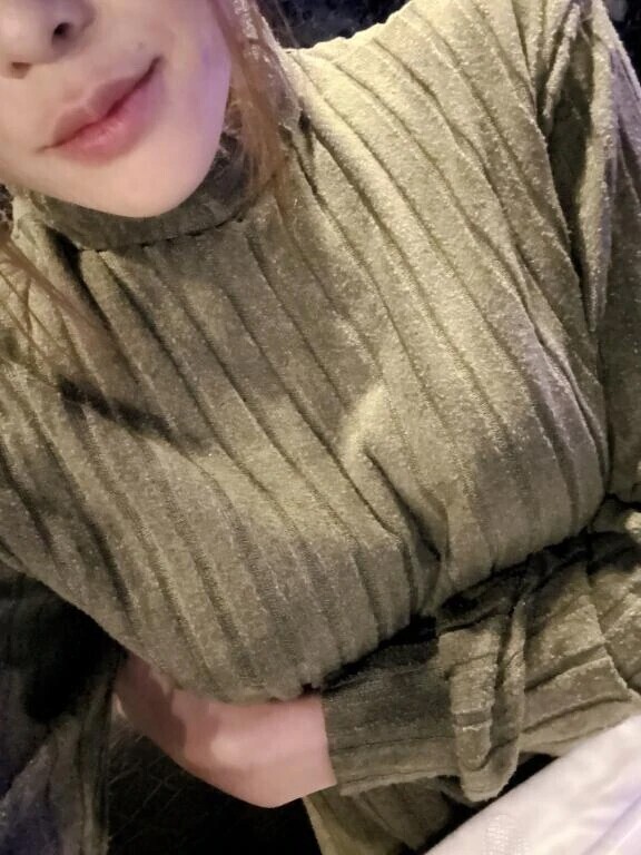 居ます🙋‍♀️💗