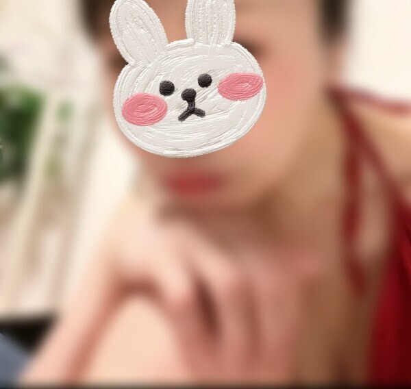 |•ω•｡)"…