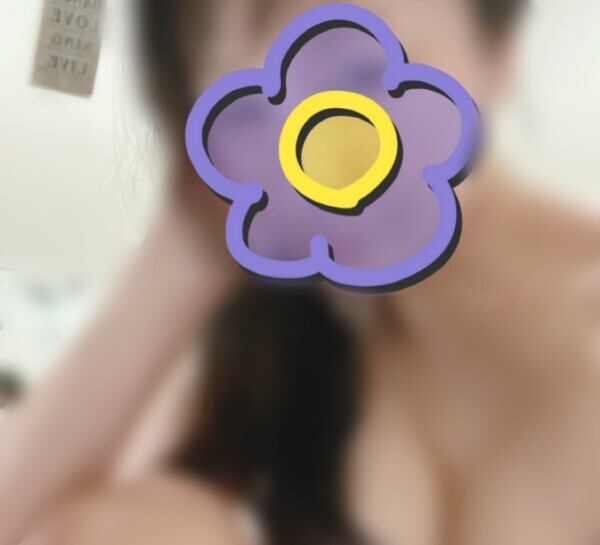|•ω•｡)"…
