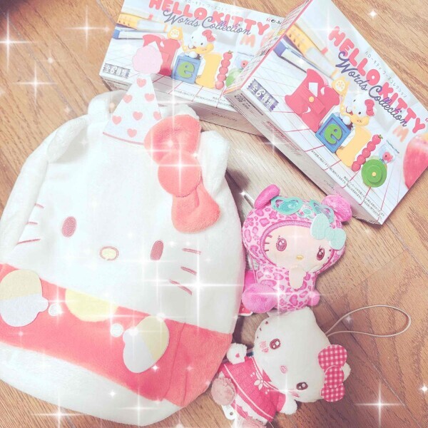 (ﾐ･｡･ﾐ)⋈﻿♡