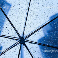 生憎の雨…