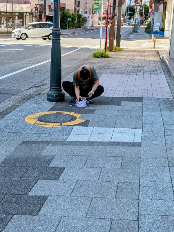 何してるんだろ…
