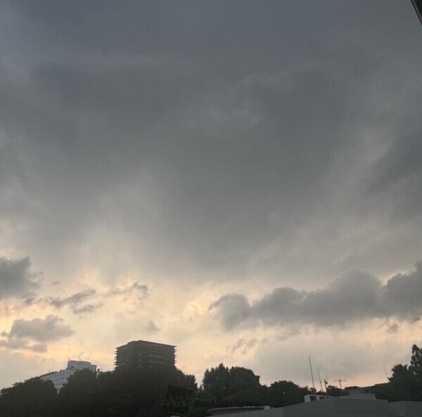 天気下り坂です