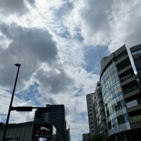 本日お休み頂いてます☁️