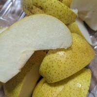 山盛りの梨